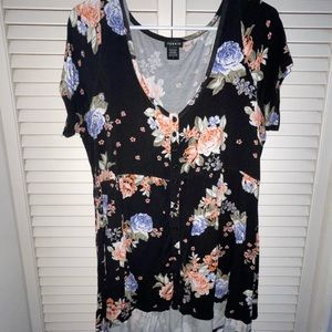 Torrid top, size 1